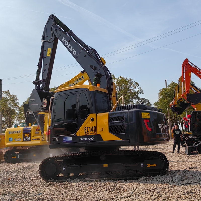 二手沃尔沃140挖掘机
