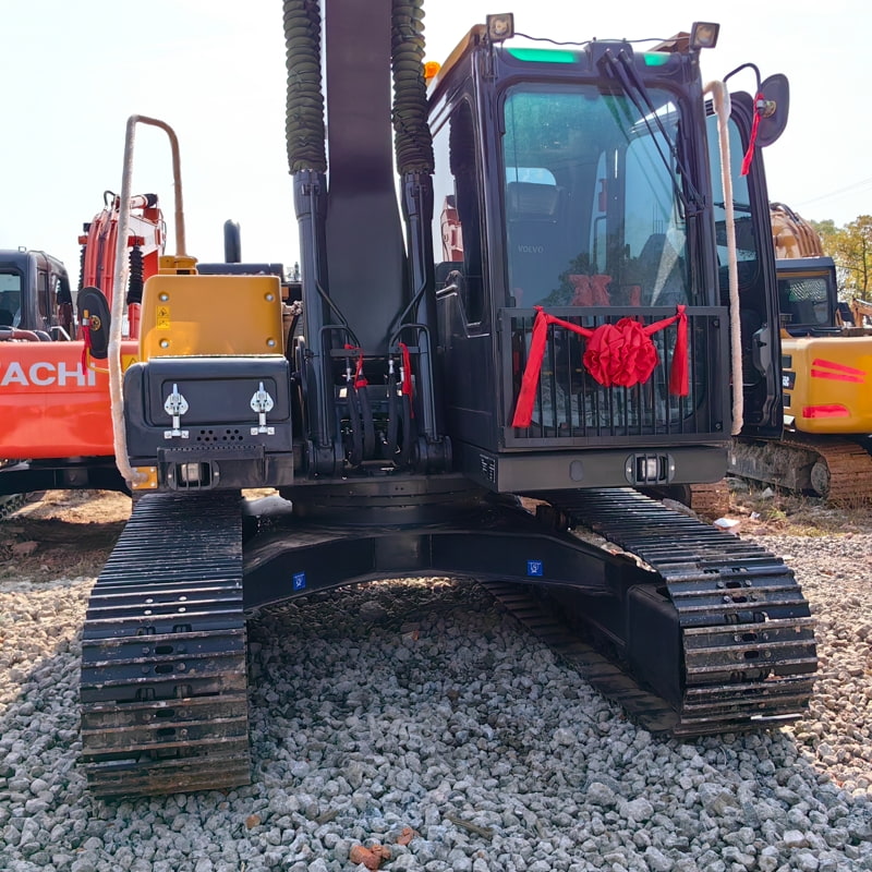 二手沃尔沃140挖掘机