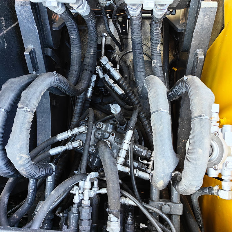 二手沃尔沃140挖掘机