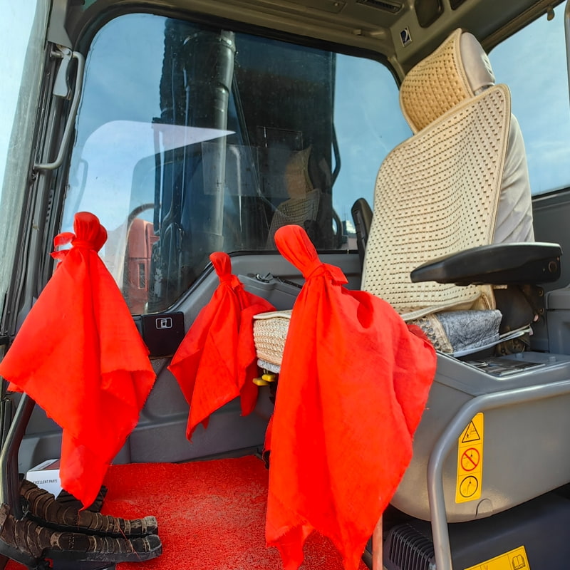 二手沃尔沃210挖掘机