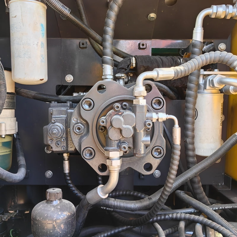 二手沃尔沃210挖掘机