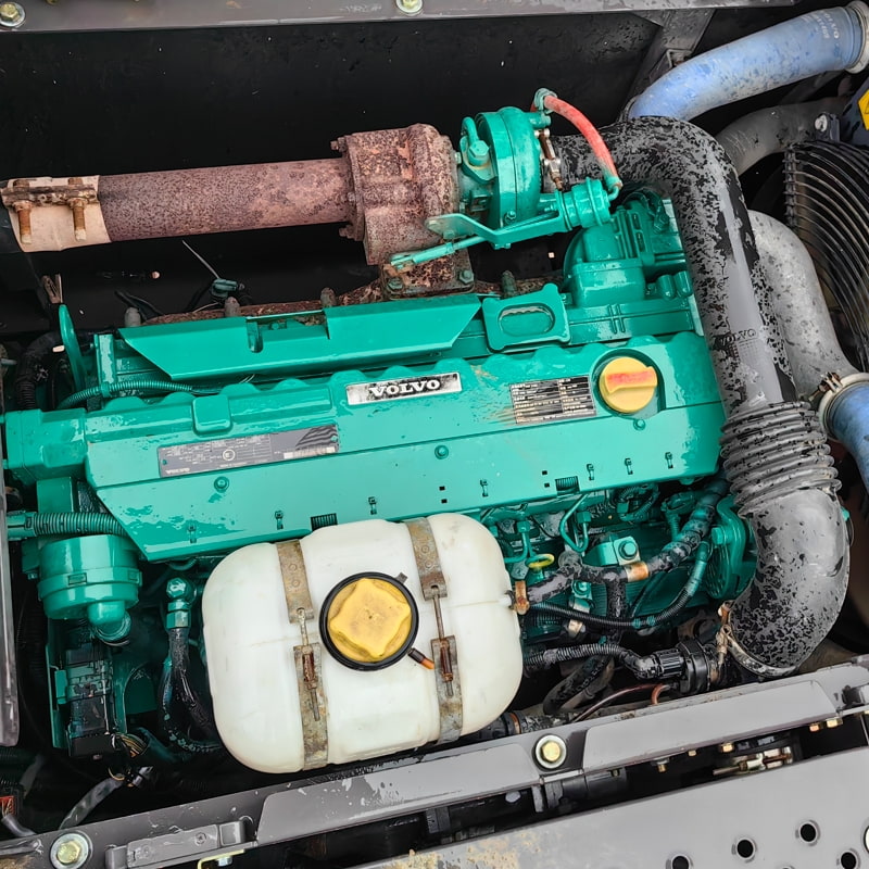 二手沃尔沃210挖掘机