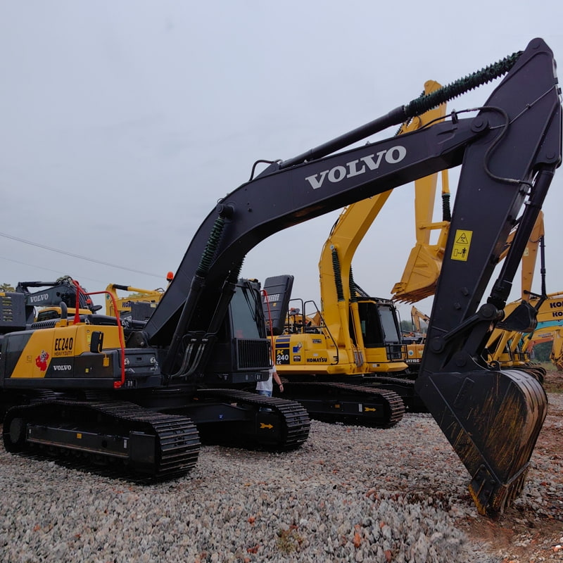 二手沃尔沃240挖掘机