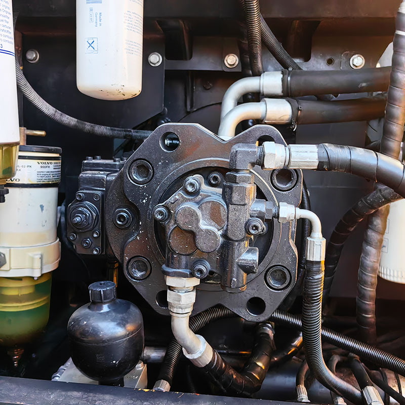 二手沃尔沃240挖掘机