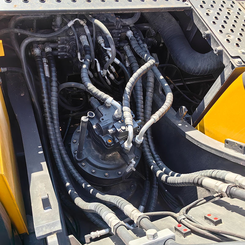 二手沃尔沃240挖掘机