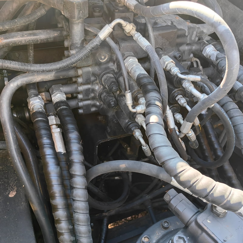 二手沃尔沃240挖掘机